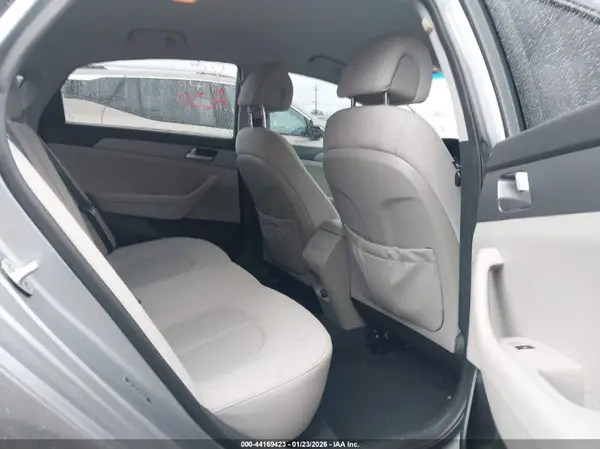 5NPE24AF0HH509191 2017 HYUNDAI SONATA - Image 8