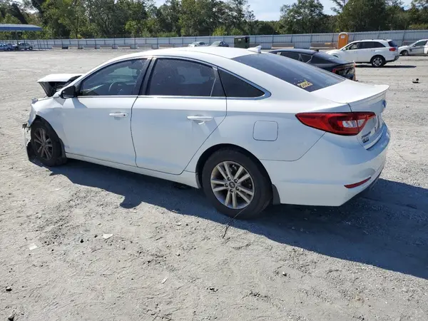 5NPE24AF0HH510793 2017 HYUNDAI SONATA - Image 2