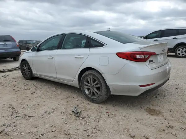 5NPE24AF0HH514259 2017 HYUNDAI SONATA - Image 2