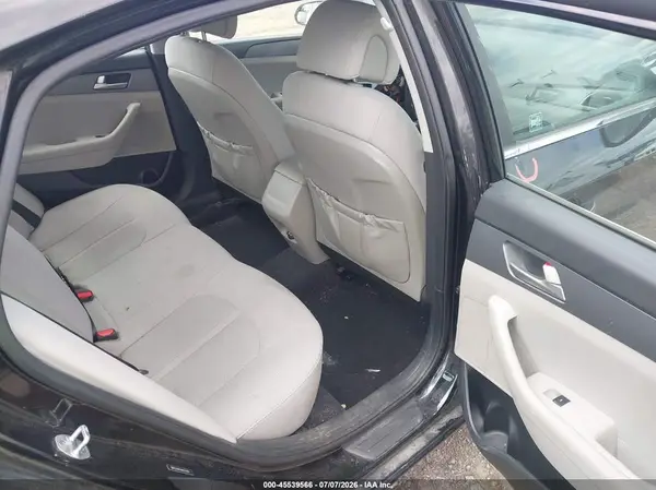 5NPE24AF0HH517985 2017 HYUNDAI SONATA - Image 8