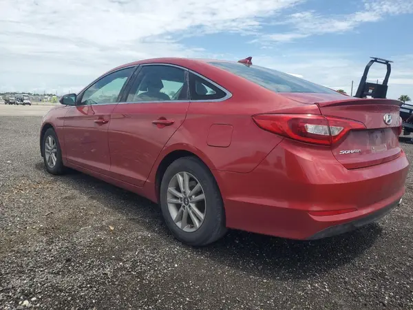 5NPE24AF0HH520384 2017 HYUNDAI SONATA - Image 2