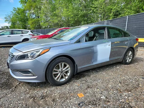 5NPE24AF0HH522216 2017 HYUNDAI SONATA - Image 1