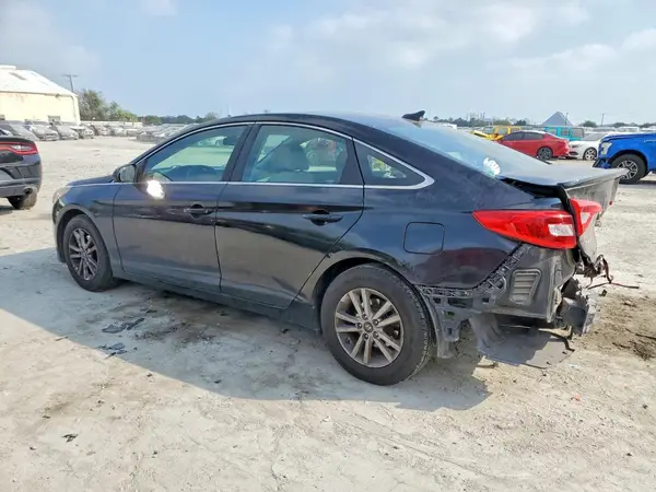 5NPE24AF0HH523270 2017 HYUNDAI SONATA - Image 2