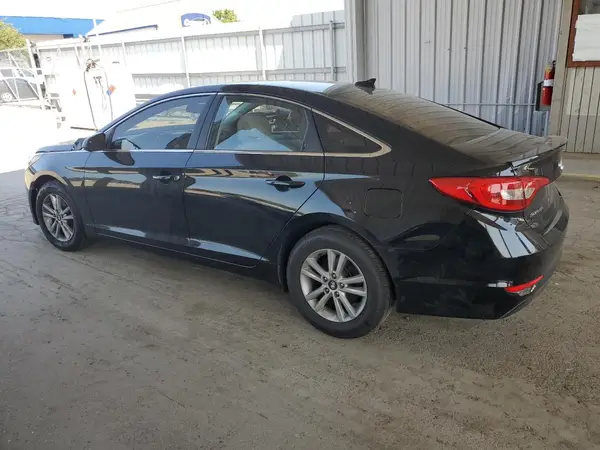 5NPE24AF0HH523544 2017 HYUNDAI SONATA - Image 2