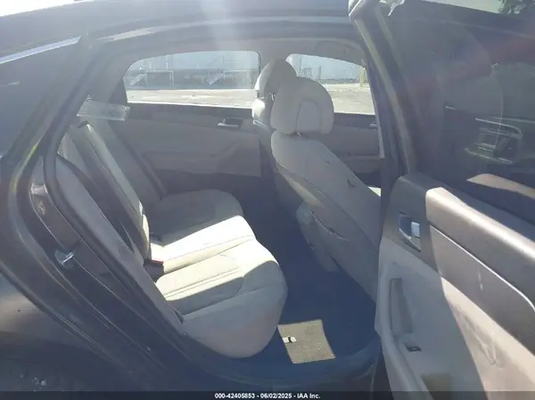 5NPE24AF0HH528467 2017 HYUNDAI SONATA - Image 8