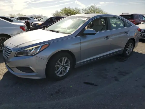 5NPE24AF0HH532406 2017 HYUNDAI SONATA - Image 1