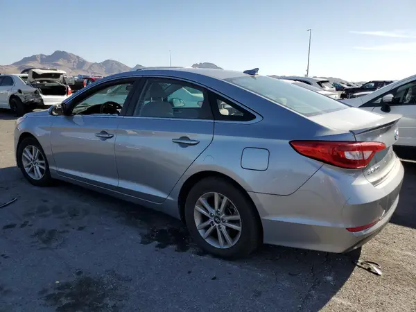 5NPE24AF0HH532406 2017 HYUNDAI SONATA - Image 2