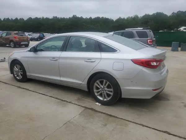 5NPE24AF0HH533104 2017 HYUNDAI SONATA - Image 2