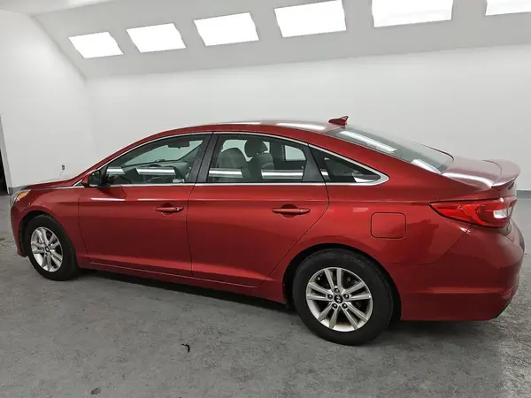 5NPE24AF0HH534818 2017 HYUNDAI SONATA - Image 2