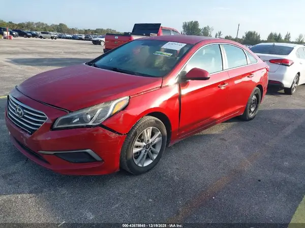 5NPE24AF0HH536956 2017 HYUNDAI SONATA - Image 2
