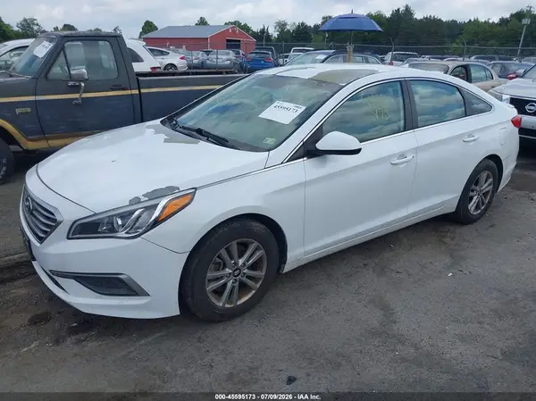 5NPE24AF0HH540151 2017 HYUNDAI SONATA - Image 2