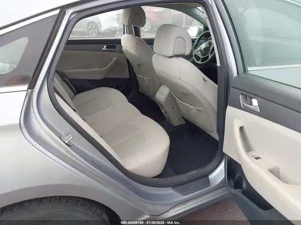 5NPE24AF0HH541896 2017 HYUNDAI SONATA - Image 8