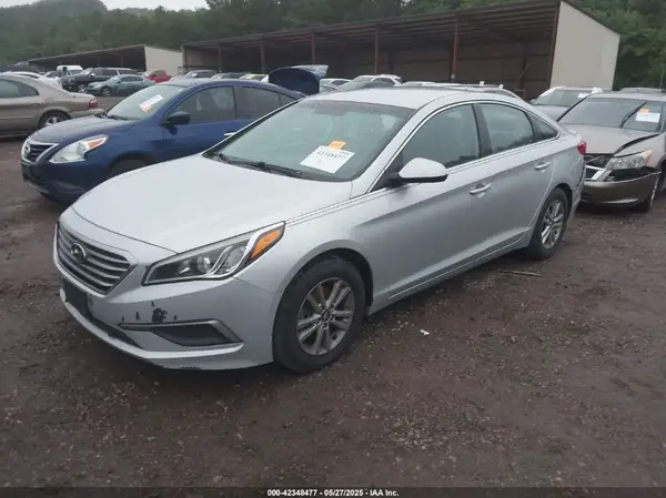 5NPE24AF0HH543552 2017 HYUNDAI SONATA - Image 2
