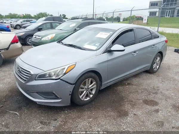 5NPE24AF0HH543762 2017 HYUNDAI SONATA - Image 2