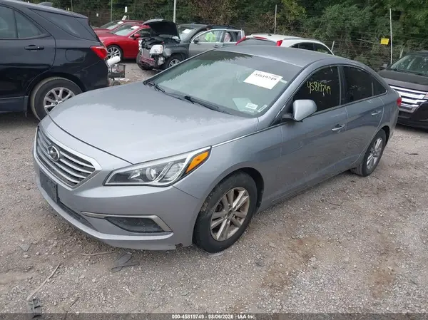 5NPE24AF0HH545575 2017 HYUNDAI SONATA - Image 2