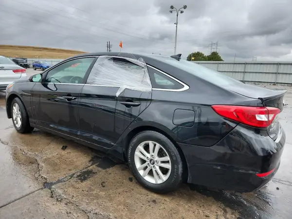 5NPE24AF0HH547794 2017 HYUNDAI SONATA - Image 2