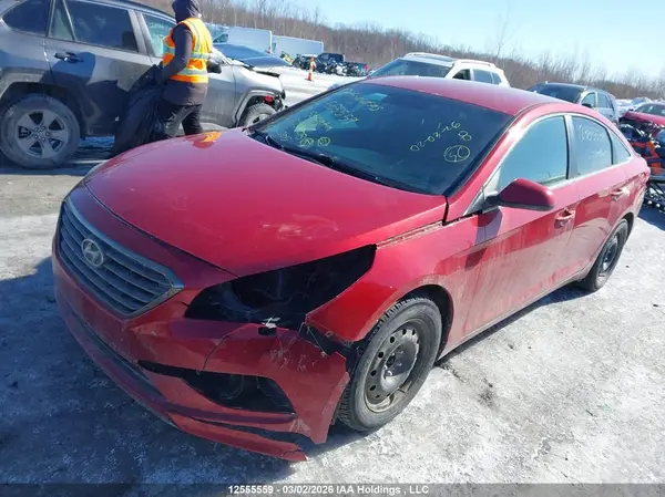5NPE24AF0HH547908 2017 HYUNDAI SONATA - Image 2