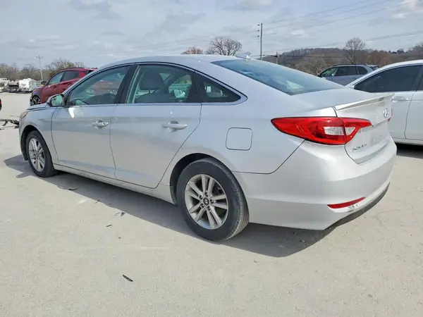 5NPE24AF0HH548699 2017 HYUNDAI SONATA - Image 2
