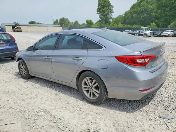 5NPE24AF0HH549108 2017 HYUNDAI SONATA - Image 2