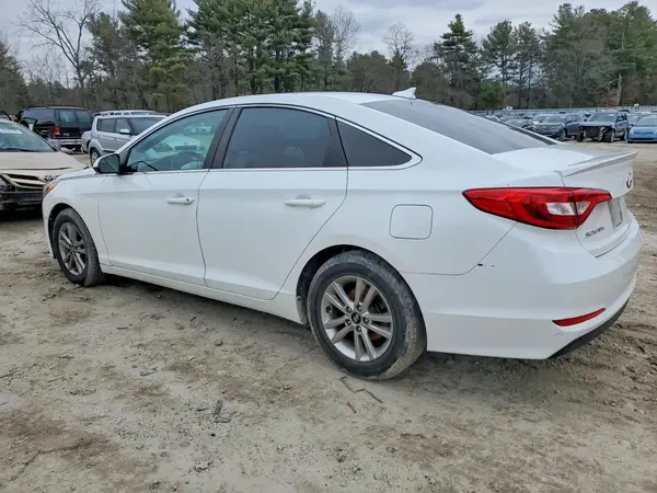 5NPE24AF0HH550419 2017 HYUNDAI SONATA - Image 2