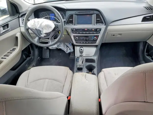 5NPE24AF0HH550419 2017 HYUNDAI SONATA - Image 8