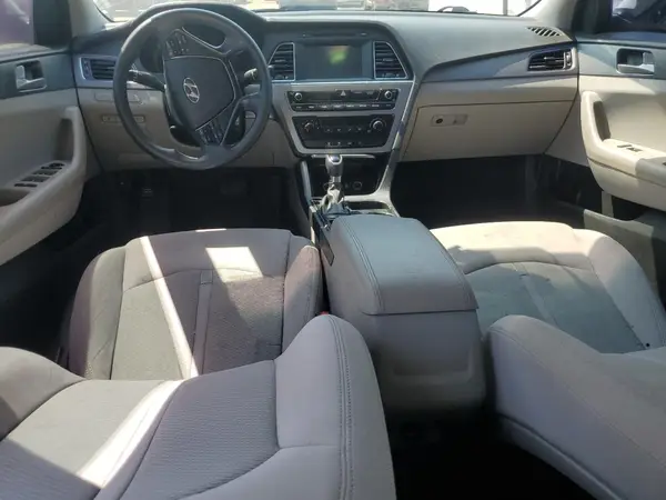 5NPE24AF0HH551117 2017 HYUNDAI SONATA - Image 8