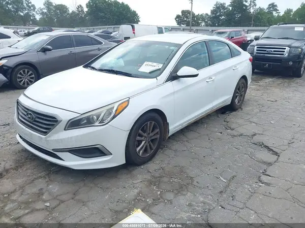 5NPE24AF0HH553773 2017 HYUNDAI SONATA - Image 2