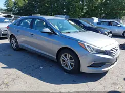 5NPE24AF0HH555197 2017 HYUNDAI SONATA