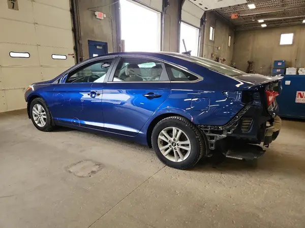 5NPE24AF0HH555796 2017 HYUNDAI SONATA - Image 2