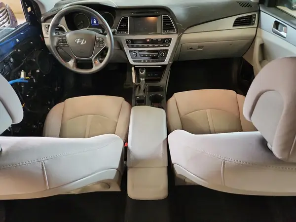 5NPE24AF0HH555796 2017 HYUNDAI SONATA - Image 8