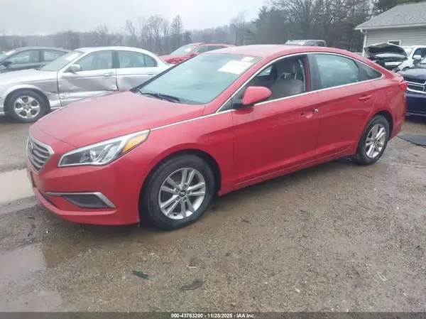 5NPE24AF0HH556432 2017 HYUNDAI SONATA - Image 2