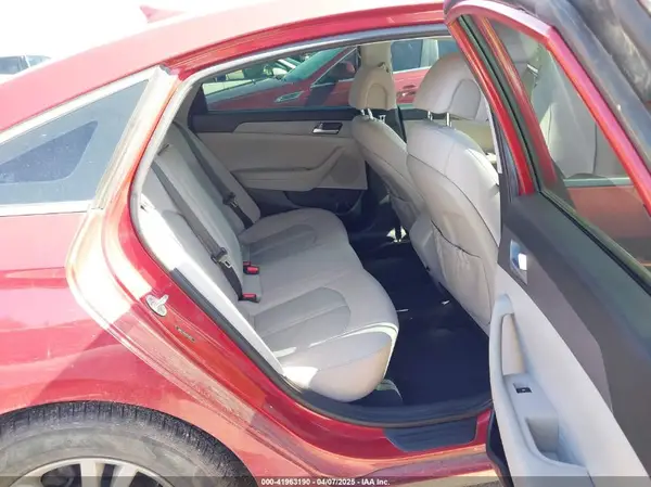 5NPE24AF0HH558827 2017 HYUNDAI SONATA - Image 8
