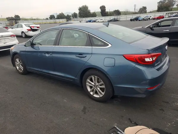 5NPE24AF0HH559847 2017 HYUNDAI SONATA - Image 2