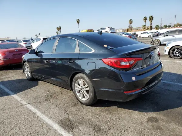 5NPE24AF0HH561601 2017 HYUNDAI SONATA - Image 2
