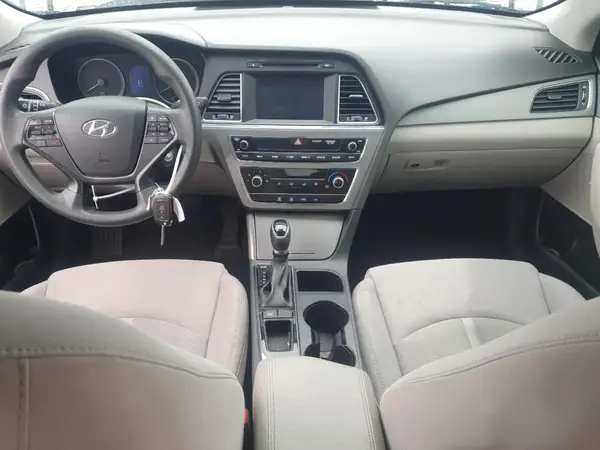 5NPE24AF0HH562697 2017 HYUNDAI SONATA - Image 8