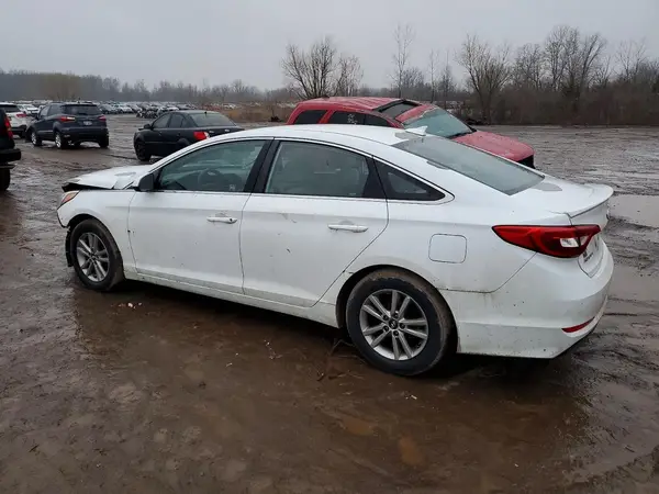 5NPE24AF0HH562991 2017 HYUNDAI SONATA - Image 2