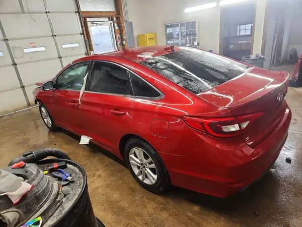 5NPE24AF0HH570122 2017 HYUNDAI SONATA - Image 2
