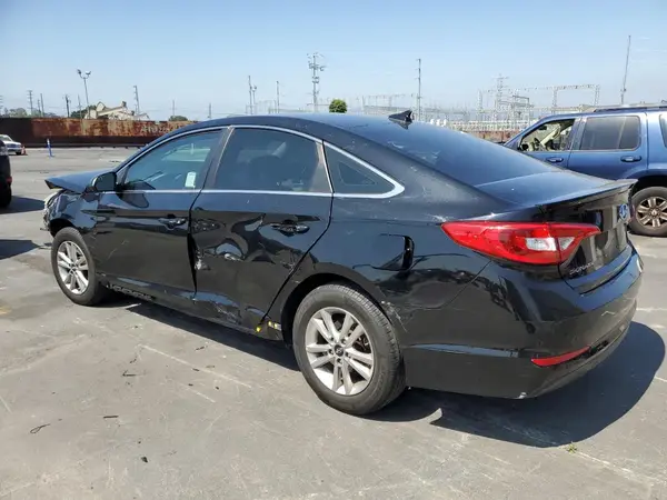 5NPE24AF0HH573022 2017 HYUNDAI SONATA - Image 2