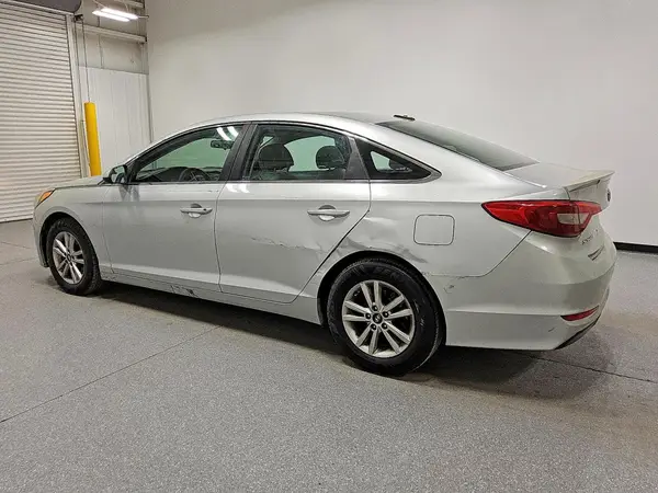 5NPE24AF0HH573151 2017 HYUNDAI SONATA - Image 2