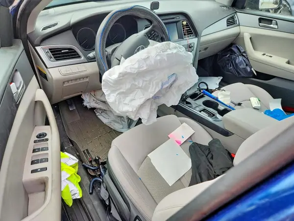 5NPE24AF0HH573375 2017 HYUNDAI SONATA - Image 8