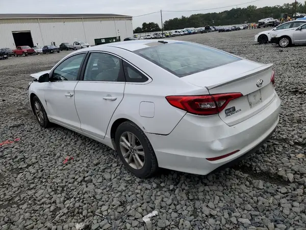 5NPE24AF0HH573845 2017 HYUNDAI SONATA - Image 2