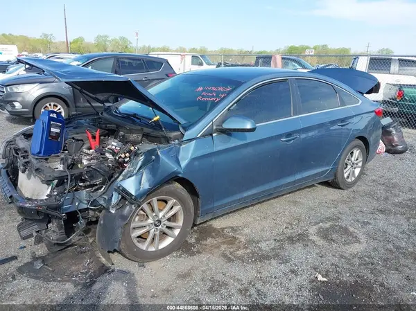 5NPE24AF0HH574252 2017 HYUNDAI SONATA - Image 2