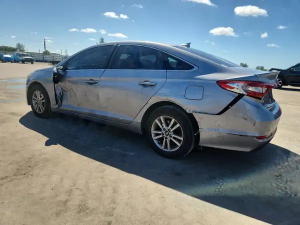 5NPE24AF0HH577443 2017 HYUNDAI SONATA - Image 2