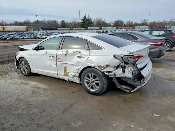 5NPE24AF0HH578690 2017 HYUNDAI SONATA - Image 2