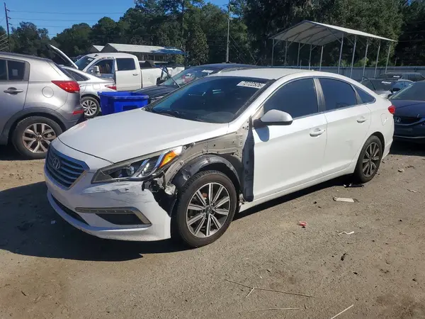 5NPE24AF0HH581878 2017 HYUNDAI SONATA - Image 1