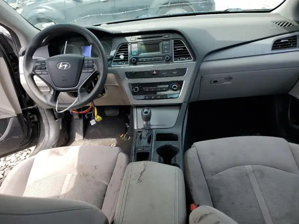 5NPE24AF0HH582318 2017 HYUNDAI SONATA - Image 8