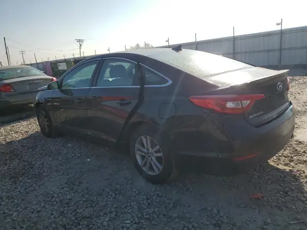 5NPE24AF0HH582335 2017 HYUNDAI SONATA - Image 2
