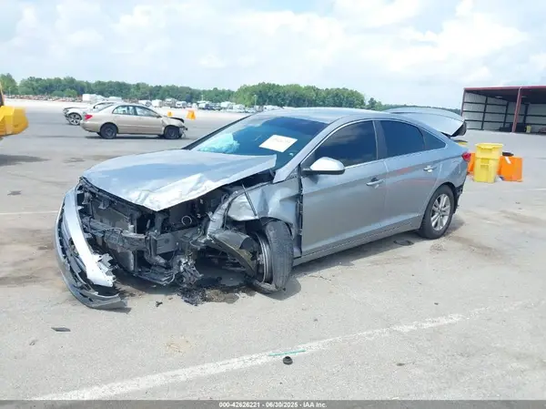 5NPE24AF0HH583534 2017 HYUNDAI SONATA - Image 2