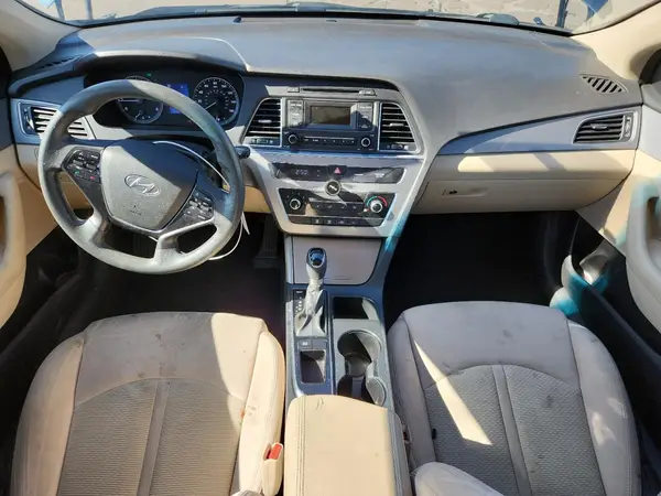 5NPE24AF0HH586806 2017 HYUNDAI SONATA - Image 8