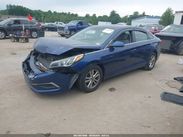 5NPE24AF0HH588524 2017 HYUNDAI SONATA - Image 2